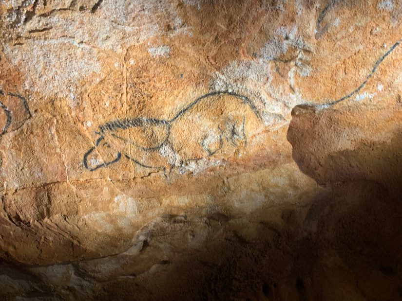 Les grottes ornées, premières écritures de l’humanité ?